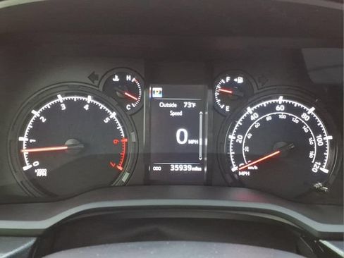 Used 2024 Toyota 4Runner SR5 Premium w/ Moonroof Package AWD/4WD image 27