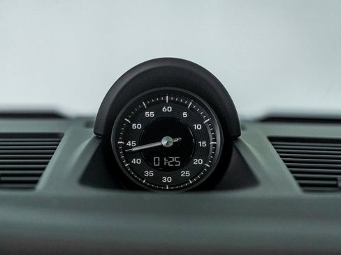 Certified 2024 Porsche 911 Targa 4 GTS image 28