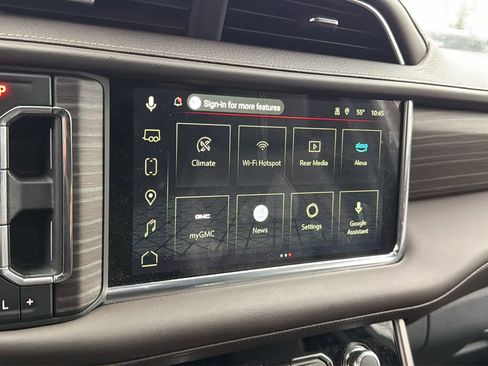 Certified 2024 GMC Yukon XL Denali w/ Denali Reserve Package image 14