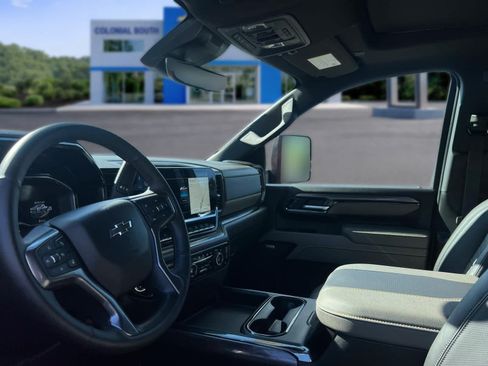 Certified 2025 Chevrolet Silverado 2500 ZR2 w/ Technology Package AWD/4WD image 14