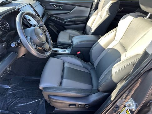 Used 2024 Subaru Ascent Onyx Edition Limited w/ Popular Package Onyx image 9