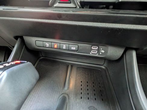 Used 2025 Dodge Charger R/T Scat Pack w/ Track Pack image 25