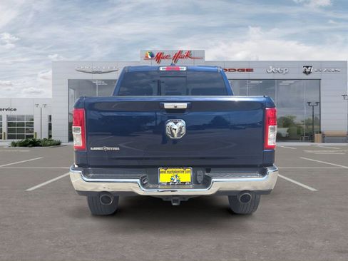 Used 2019 RAM 1500 Big Horn RWD image 4