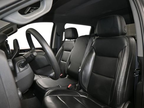 Used 2020 Chevrolet Silverado 1500 Custom Trail Boss w/ Custom Convenience Package image 10