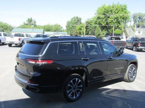 Used 2021 Jeep Grand Cherokee L Overland w/ Advanced Protech Group III image 4