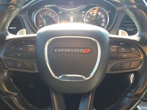 Certified 2022 Dodge Challenger R/T image 5