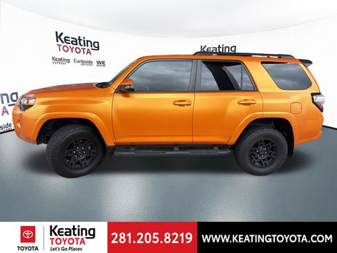 Used 2023 Toyota 4Runner SR5 Premium w/ Moonroof Package image 6
