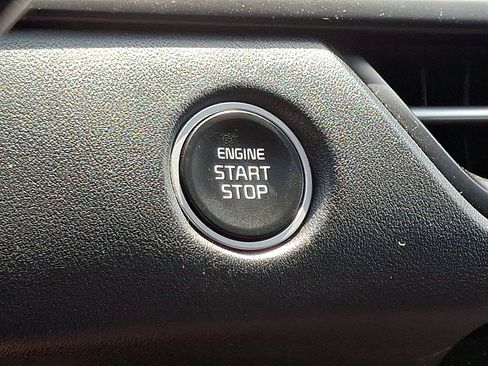 Certified 2024 Kia Seltos EX image 24