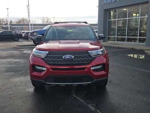 Used 2023 Ford Explorer XLT w/ Equipment Group 202A image 16