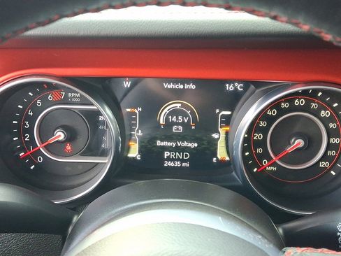 Used 2019 Jeep Wrangler Unlimited Rubicon w/ Dual Top Group image 26