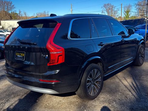 Used 2022 Volvo XC90 T6 Momentum image 13