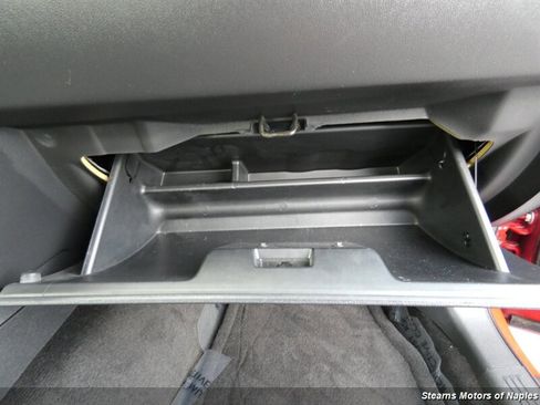 Used 2011 Dodge Challenger SE image 43