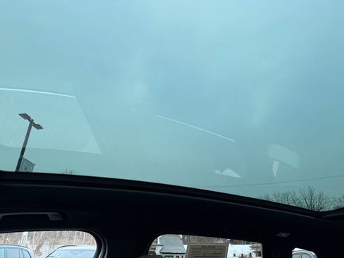 Used 2025 BMW X3 xDrive30i w/ Premium Package image 33