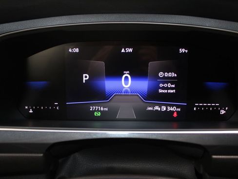 Used 2024 Volkswagen Tiguan SE image 42