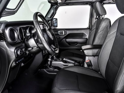 Used 2023 Jeep Wrangler Unlimited w/ Sun & Screen Package AWD/4WD image 16