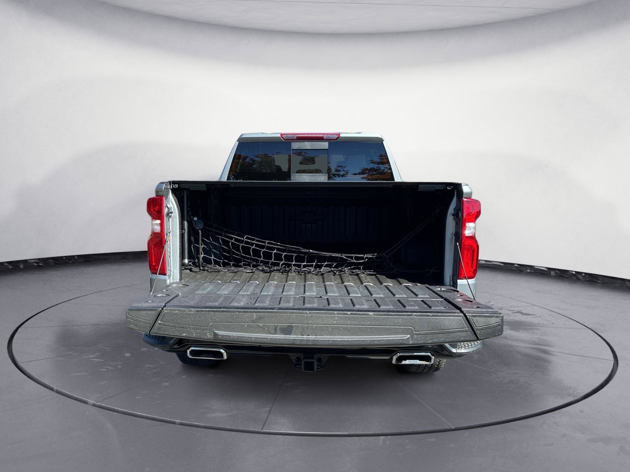 Used 2025 Chevrolet Silverado 1500 LT Trail Boss w/ Convenience Package II AWD/4WD image 6