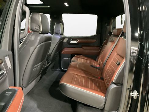 Used 2024 GMC Sierra 1500 Denali Ultimate AWD/4WD image 13
