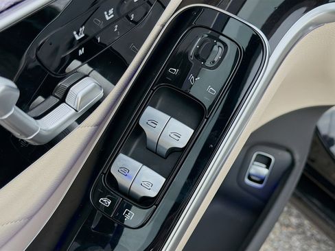 Used 2023 Mercedes-Benz S 580 4MATIC Sedan image 22