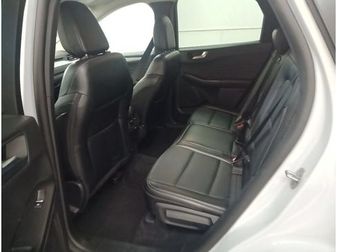 Used 2025 Ford Escape Platinum AWD/4WD image 9