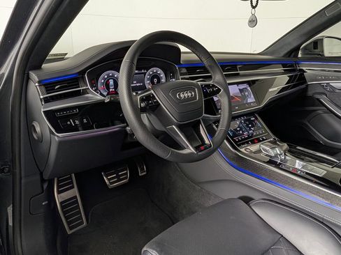Used 2023 Audi S8 image 4