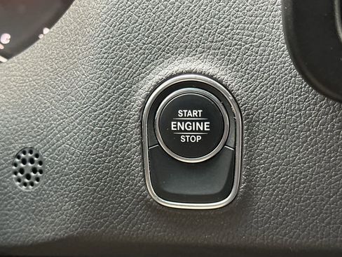 Used 2023 Mercedes-Benz Sprinter 2500 image 20