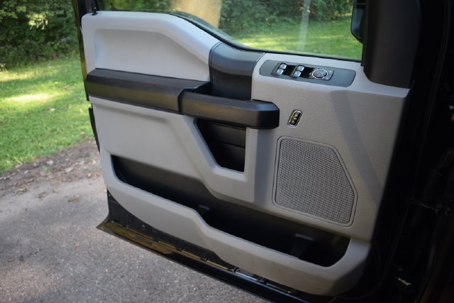Used 2019 Ford F250 XL w/ STX Appearance Package AWD/4WD image 17