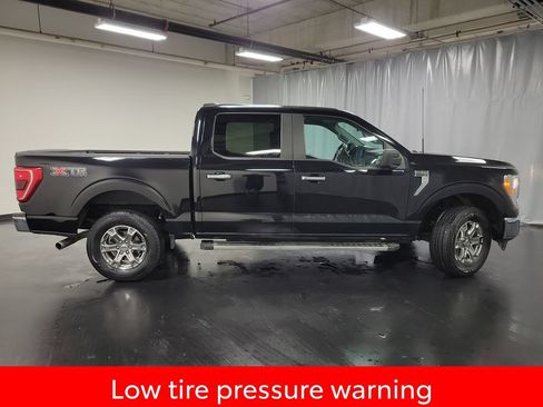 Used 2022 Ford F150 XLT w/ XTR Package AWD/4WD image 9
