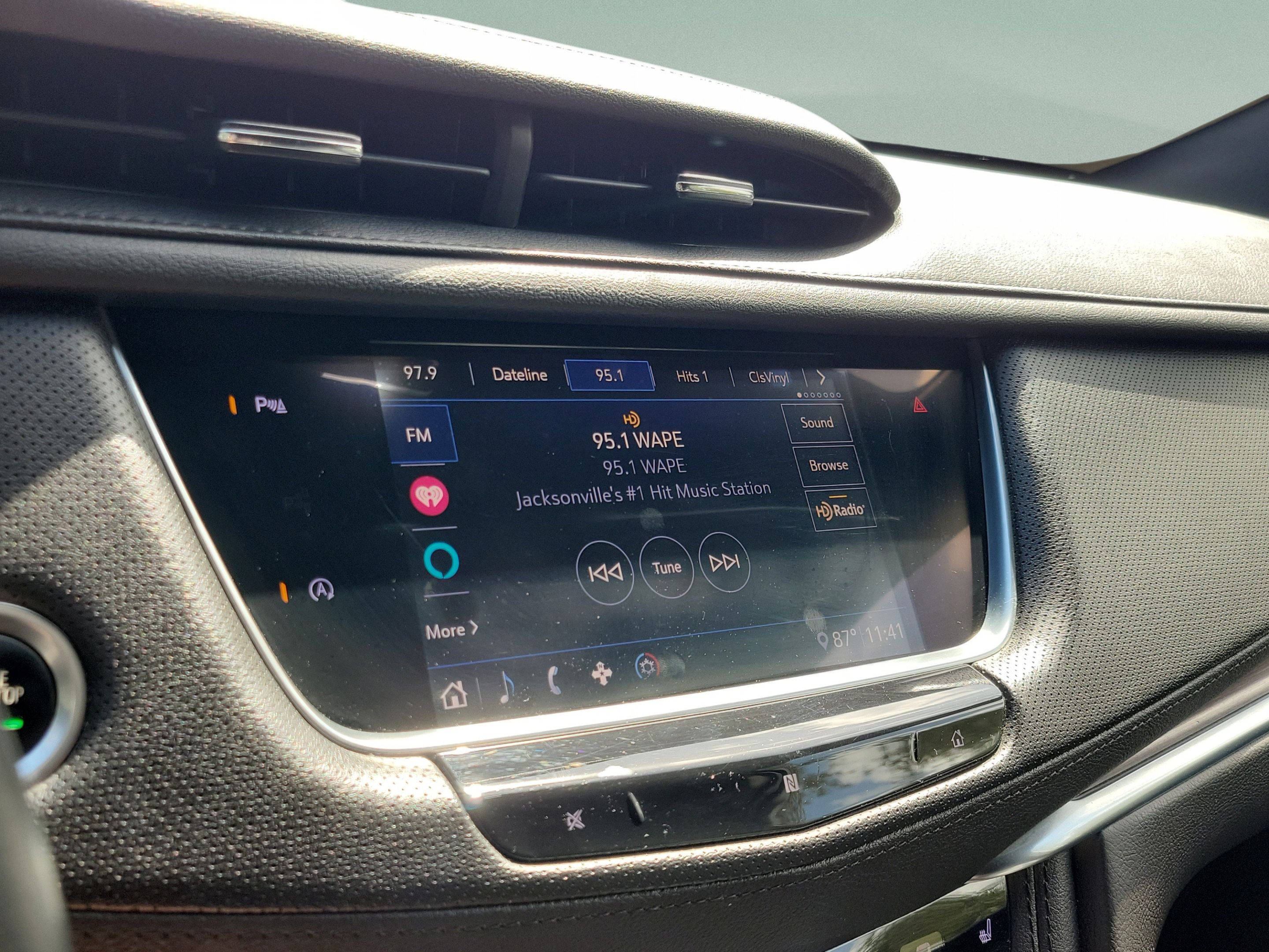 Used 2020 Cadillac XT5 Luxury FWD image 25