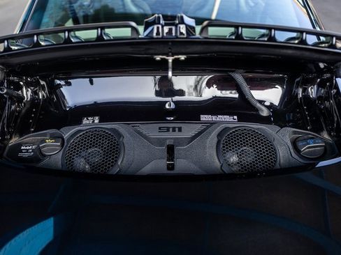 Used 2025 Porsche 911 Carrera GTS image 27