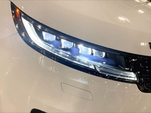 New 2026 Land Rover Range Rover Sport Dynamic SE image 13