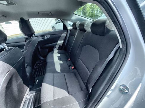 Used 2021 Kia Forte LXS FWD image 18