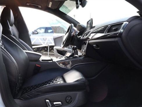 Used 2015 Audi RS 7 Prestige w/ Carbon-Optic Package image 29
