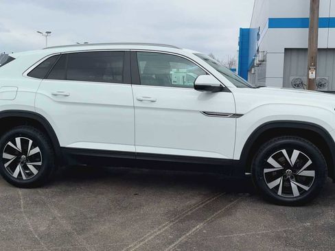 Used 2020 Volkswagen Atlas Cross Sport SEL image 9