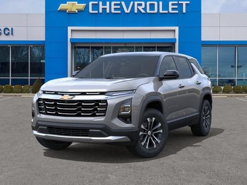 New 2027 Chevrolet Equinox LT w/ Safety and Technology Package FWD image 6