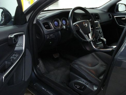 Used 2013 Volvo S60 T5 image 19