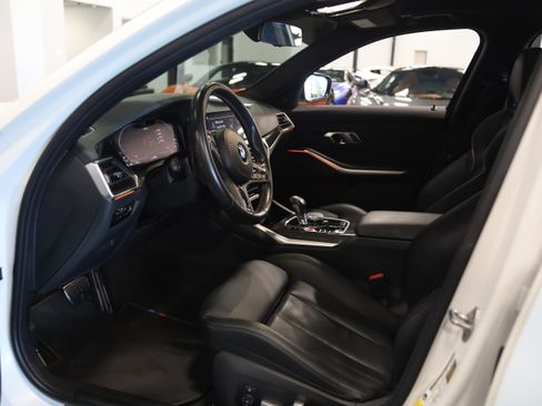 Used 2022 BMW M3 Competition w/ Executive Package RWD image 16