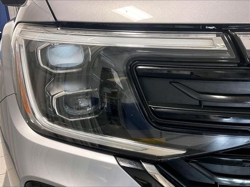 Used 2024 Volkswagen Atlas Cross Sport SE AWD/4WD image 34