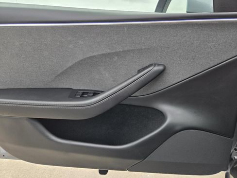 Used 2025 Tesla Model 3 Long Range RWD image 18