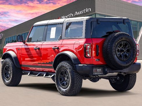 Used 2022 Ford Bronco Wildtrak image 6