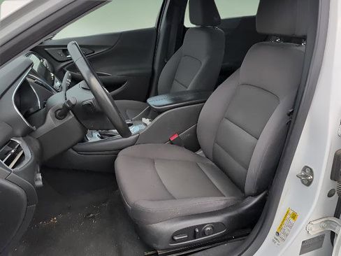 Used 2017 Chevrolet Malibu LT w/ Driver Confidence Package image 10