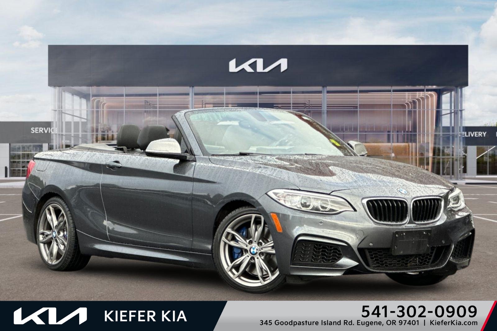 Used 2015 BMW M235i Convertible RWD image 1