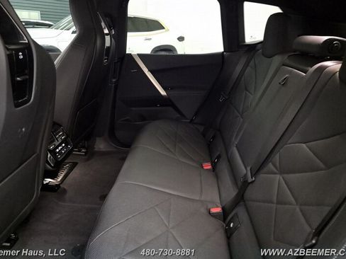 Used 2024 BMW iX xDrive50 w/ Premium Package AWD/4WD image 30