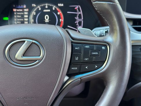 Used 2020 Lexus ES 300h FWD image 20