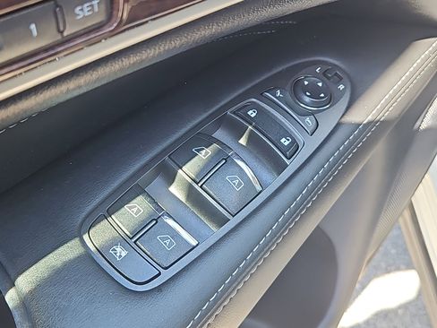 Used 2019 INFINITI QX60 Luxe w/ Sensory Package AWD/4WD image 23