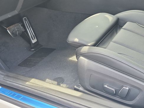 New 2026 BMW 230i Coupe w/ Premium Package RWD image 17
