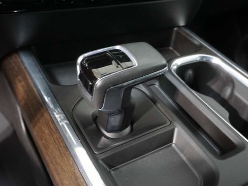 Used 2023 Chevrolet Silverado 1500 High Country w/ Technology Package image 24