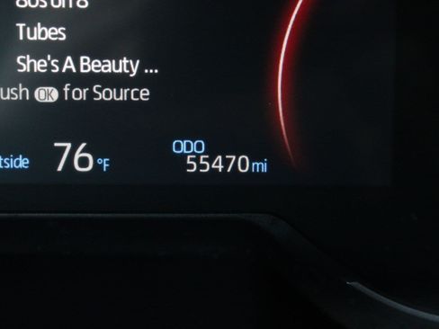 Used 2023 Toyota RAV4 LE FWD image 31