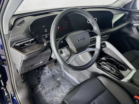 Certified 2025 Audi Q5 Premium Plus w/ Premium Plus AWD/4WD image 9