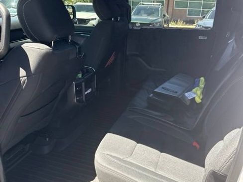 Used 2019 RAM 1500 Big Horn AWD/4WD image 6