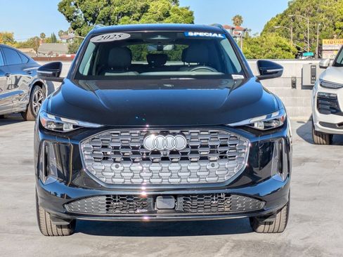 Used 2025 Audi Q5 Premium w/ Convenience Package AWD/4WD image 6